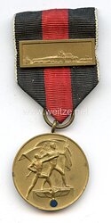 Medaille zur Erinnerung an den 1. Oktober 1938 (Anschluss Sudetenland) mit aufgelegter Spange 