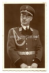 Portraitfoto eines Luftschutzführers des Reichsluftschutzbund (RLB)