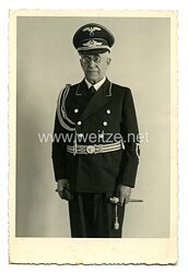 Portraitfoto eines Diplomaten der Besoldungsgruppe B 7-B 9