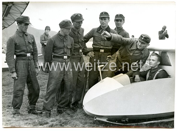 III. Reich Pressefoto: Slowakische Segelflieger als Gäste des NS-Fliegerkorps in der Reichssegelfliegerschule