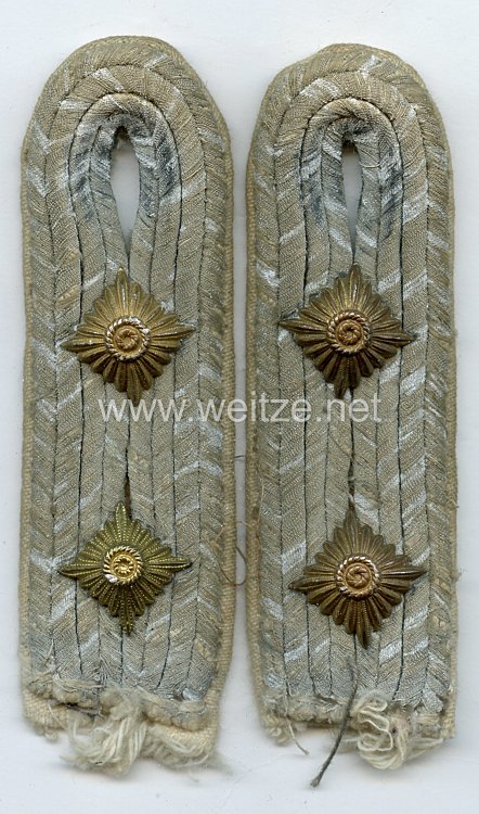 Wehrmacht Heer Paar Schulterstücke für einen Hauptmann der Infanterie