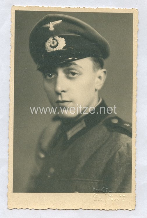 Wehrmacht Heer Portraitfoto, Soldat in einem Schützenregiment